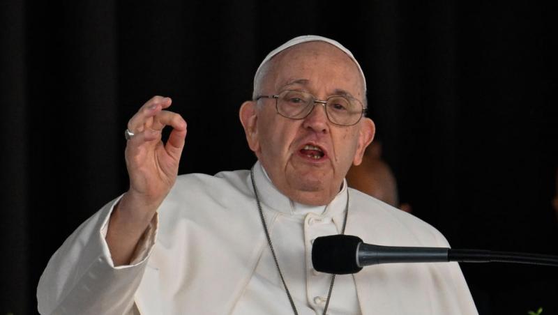 Schimbări în biserică. Decizia Papei Francisc după ce i s-a cerut căsătoria preoților romano-catolici