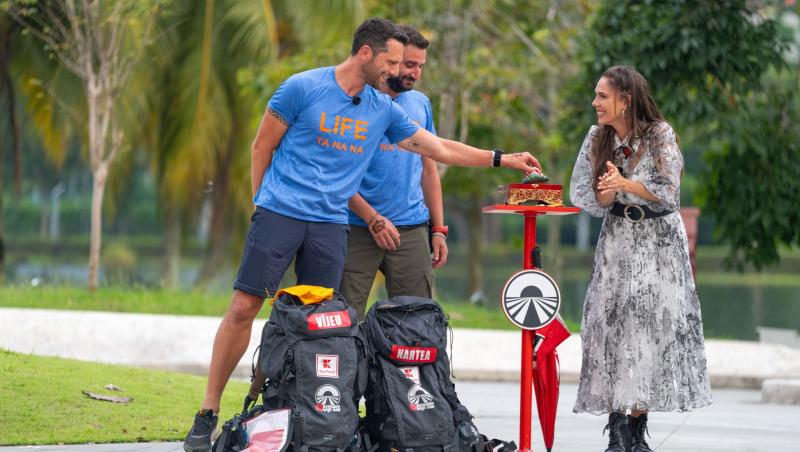 Asia Express, lider de audiență. Adrian Nartea și Cosmin Vîjeu au fost salvați aseară de Zeul verde