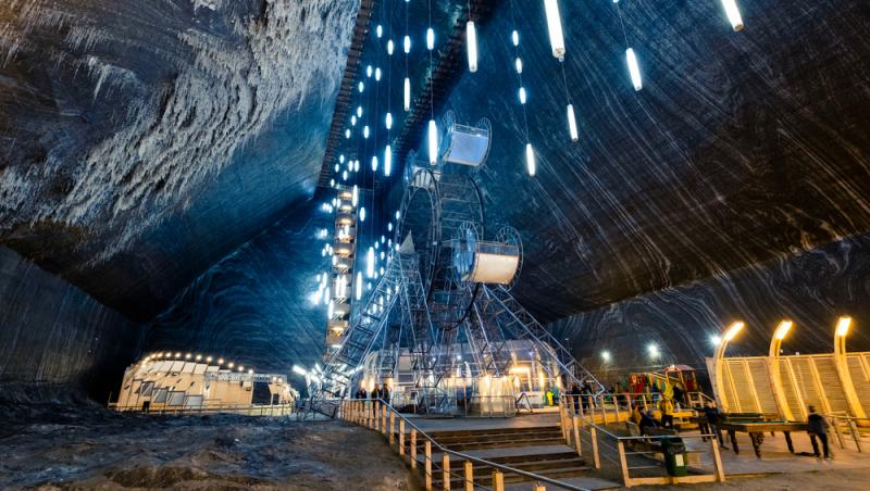 Câți bani a luat Primăria Turda ca să îl lase pe MrBeast să filmeze o săptămâna în salină. Suma colosală plătită de vlogger