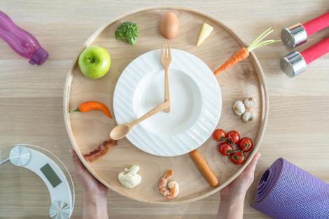 Dieta intermittent fasting (postul intermitent): ce este și cum funcționează. Câte metode există pentru a ține acest regim