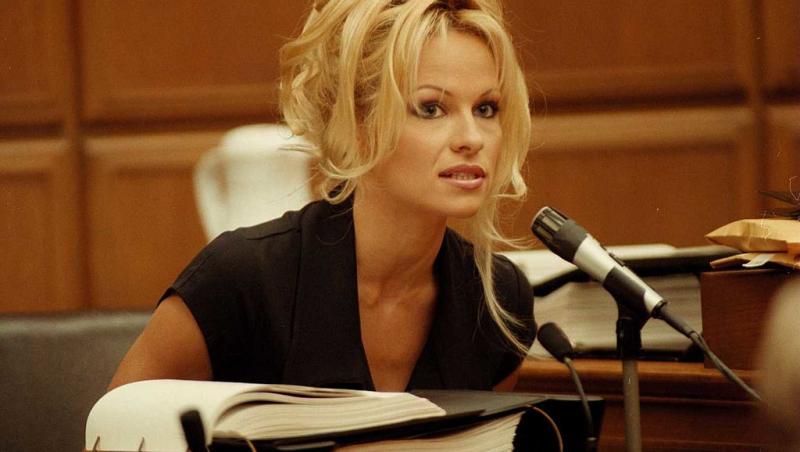 Pamela Anderson „insistă” să rămână singură. De ce nu mai vrea să audă vedeta de căsnicie, după șase mariaje