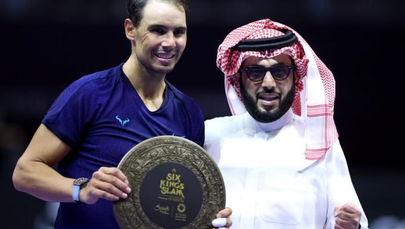 Rafa Nadal, premiu inedit de la Șeicul Arabiei Saudite. Cât valorează racheta făcută complet din aur