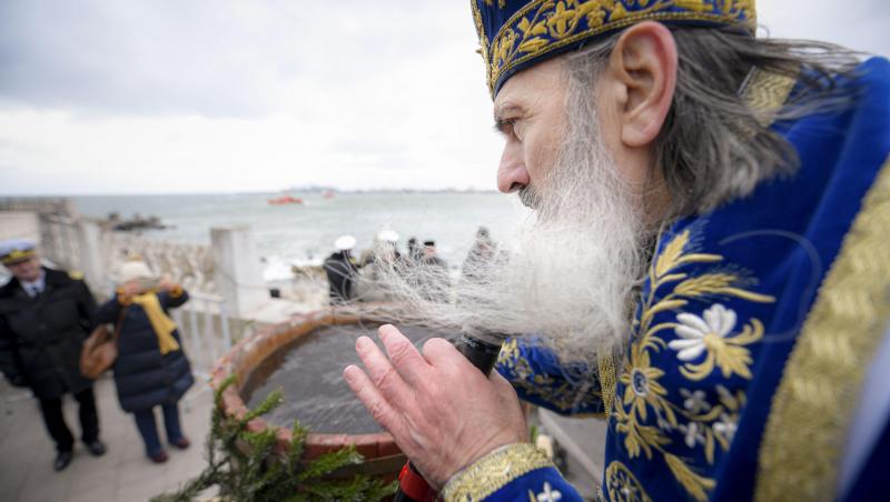 ÎPS Teodosie, împotriva petrecerilor de Halloween. Ce a spus despre copii: „În loc să primească lumină...”