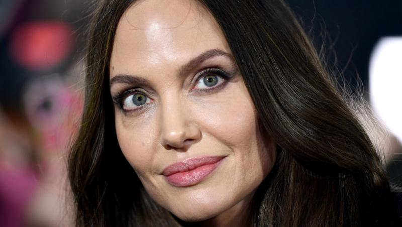 Angelina Jolie iubește din nou. Cu cine a fost zărită vedeta la o petrecere în New York