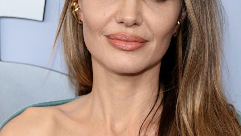 Angelina Jolie iubește din nou. Cu cine a fost zărită vedeta la o petrecere în New York