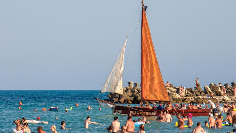 Cât au cheltuit turiștii pe litoralul românesc în vara aceasta