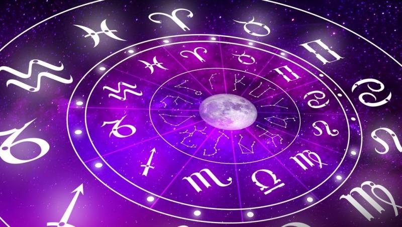 semne zodiacale pe un fundal mov