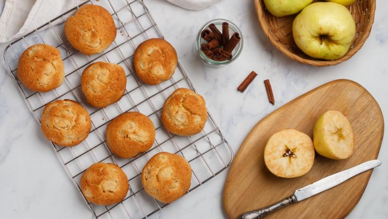 Rețetă de biscuiți cu mere. Desertul delicios se prepară în doar zece minute