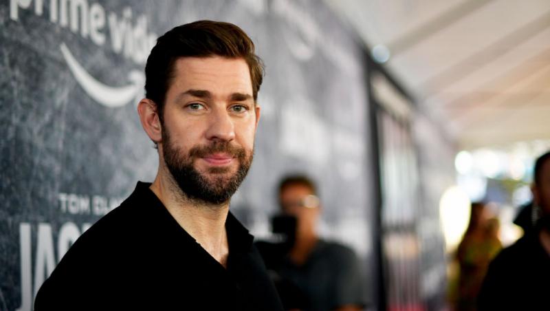 John Krasinski a fost desemnat de revista People în acest an „Cel mai Sexy Bărbat în viață”. Cum a reacționat celebrul actor