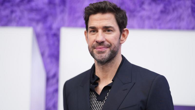 John Krasinski a fost desemnat de revista People în acest an „Cel mai Sexy Bărbat în viață”. Cum a reacționat celebrul actor