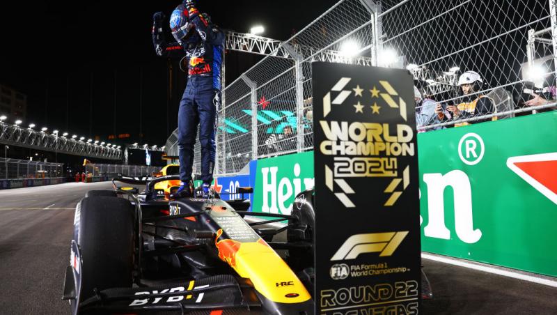 max verstappen pe monopostul red bull în las vegas