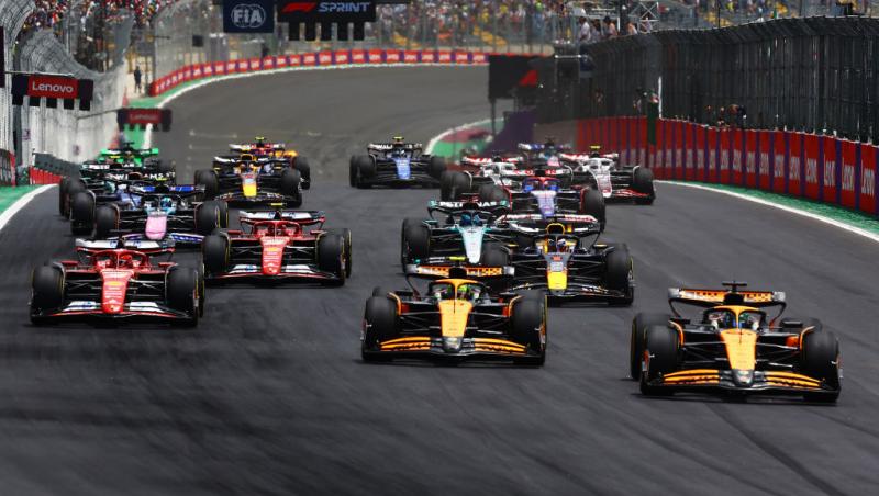 Vezi acum cursa Formula 1™ pentru Marele Premiu din São Paulo. Bătălia pentru victorie este LIVE pe Antena 3 CNN și în AntenaPLAY