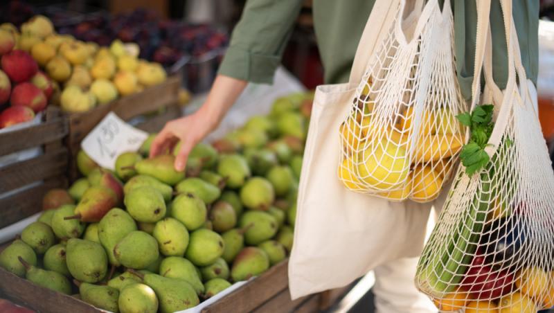 Fructul care se vinde pe bani grei. Un român a dat lovitura în afaceri