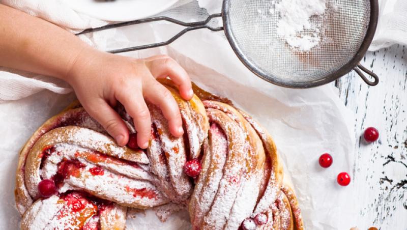 Cum se prepară babka. Desertul delicios i-a cucerit pe români mai ceva ca tradiționalul cozonac