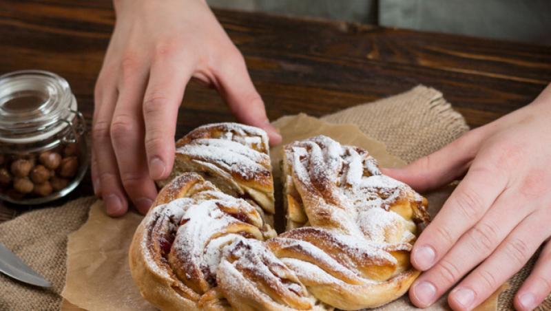 Cum se prepară babka. Desertul delicios i-a cucerit pe români mai ceva ca tradiționalul cozonac