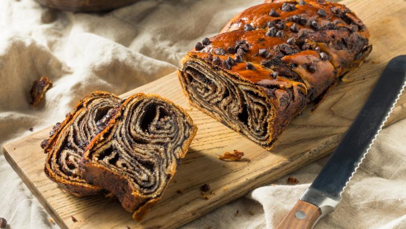 Cum se prepară babka. Desertul delicios i-a cucerit pe români mai ceva ca tradiționalul cozonac