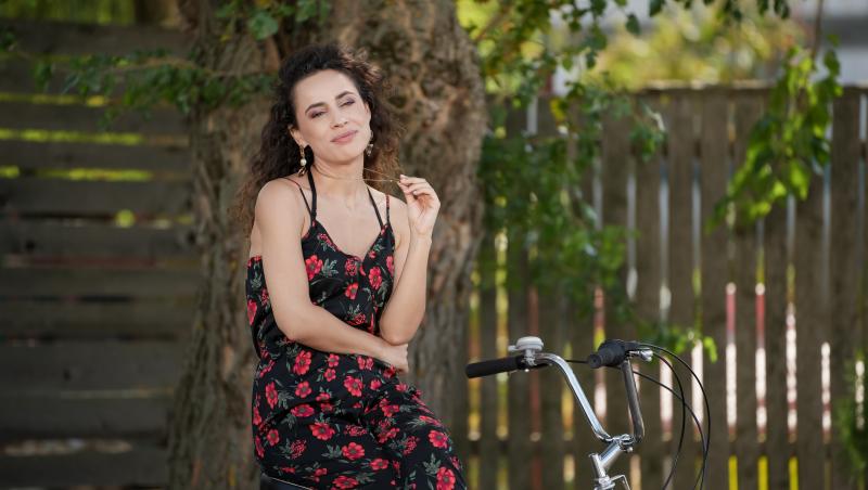 Iubire cu parfum de lavandă, rezumat episoade 38, 39 și 40, 20 decembrie 2024. Anda, bulversată! Soțul ei, Albert, a găsit-o