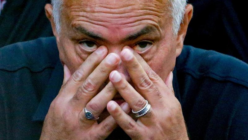 Mourinho a trecut printr-o intervenție chirurgicală chiar în pragul sărbătorilor. Ce s-a întâmplat cu tehnicianul și cum se simte