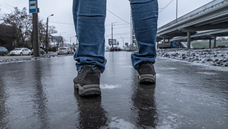 Alertă meteo! „Freezing Rain” în București. Alerta intră în vigoare de mâine. Ce sfaturi oferă meteorologii