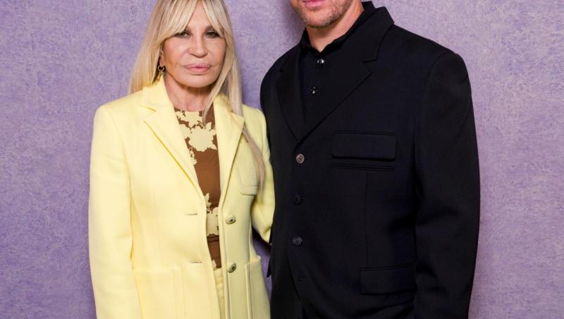 Donatella Versace, de nerecunoscut pe covorul roșu. Cum arată acum creatoarea de modă. Fanii au reacționat imediat: „E șocant”