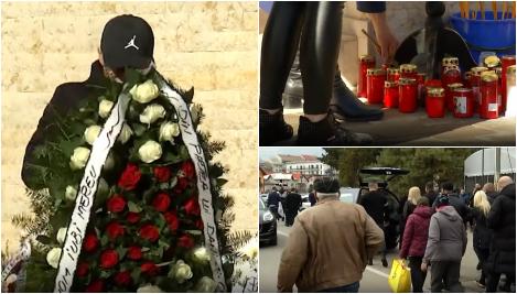 Imagini înduioșătoare de la înmormântarea lui Sorin Anghel, bărbatul ucis la Padina. Coroanele de flori au umplut zidul casei