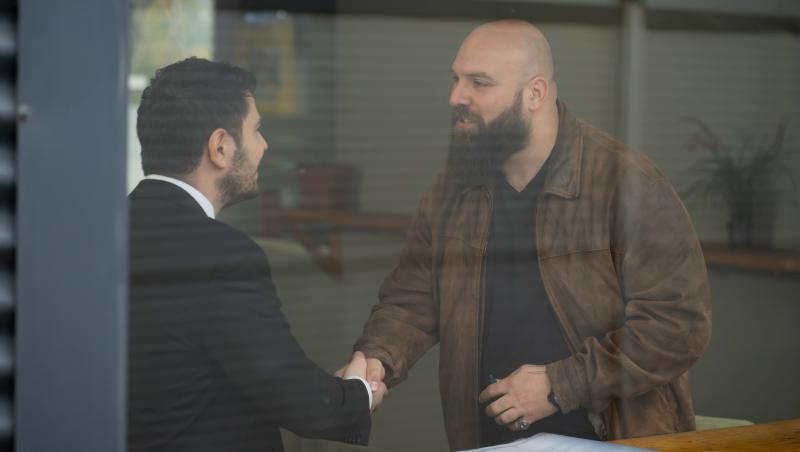 Lasă-mă, îmi place! Camera 609, rezumat episoadele 7 și 8, sezonul 2, din 2 februarie 2024. Doru și Marius sunt arestați