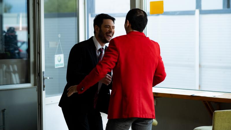 Lasă-mă, îmi place! Camera 609, rezumat episoadele 7 și 8, sezonul 2, din 2 februarie 2024. Doru și Marius sunt arestați