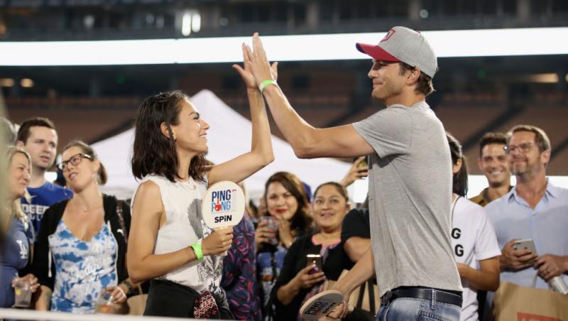 Combinația perfectă dintre Mila Kunis și Ashton Kutcher. Imagini rare cu chipul lui Wyatt, fiica celebrilor actori