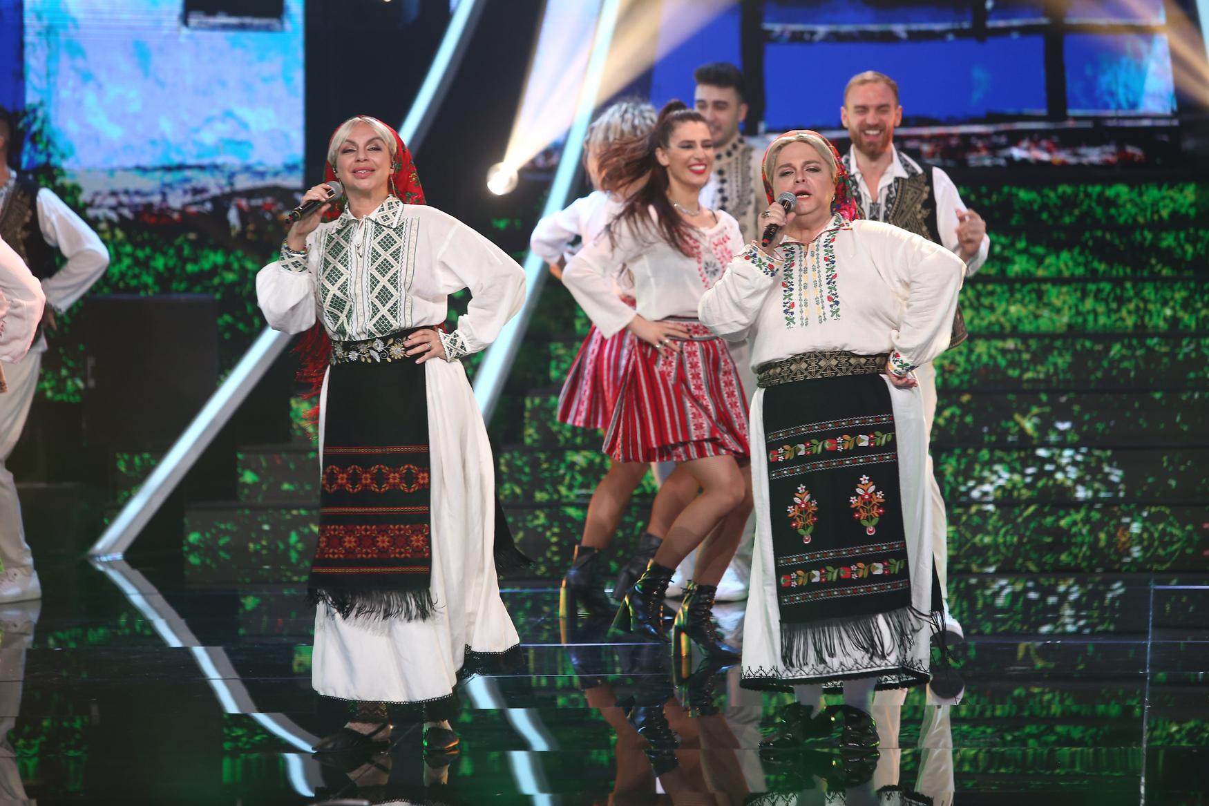 Te cunosc de undeva! 24 februarie 2024. Zarug și Eliza Natanticu, show tradițional românesc transformați în Mioara Velicu