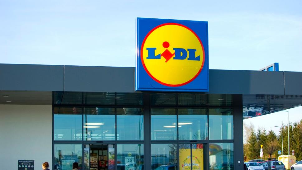 Imagine cu magazinul Lidl și emblema acestuia.