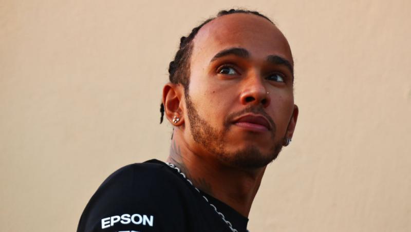 Ce bolizi conduce Lewis Hamilton când nu e pe circuit. Pilotul Formula 1™ are o colecție de invidiat