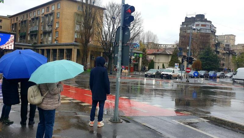 Vremea se schimbă radical în România. Când vom scăpa de ploi. Anunțul directorului ANM, Elena Mateescu