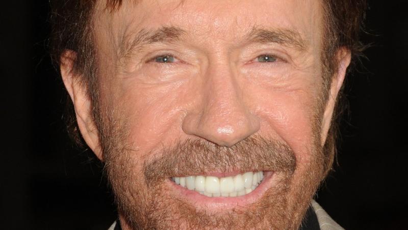 Chuck Norris a împlinit 84 de ani, dar „se simte ca la 48”. Cum arată celebrul actor în prezent: „E ireal!”
