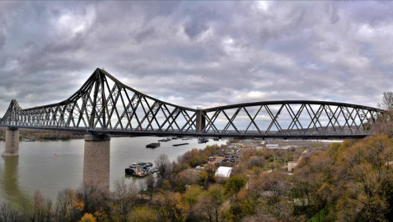 S-a reintrodus taxa de pod de la Fetești. Cât trebuie să scoată din buzunar turiștii în 2024