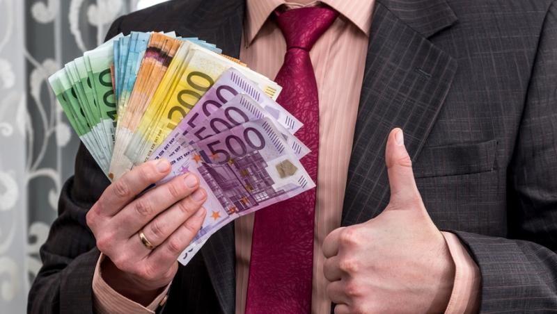 Locul de muncă plătit cu 8.000 de euro în România, dar la care nimeni nu se înghesuie. Angajatorii caută disperați oameni