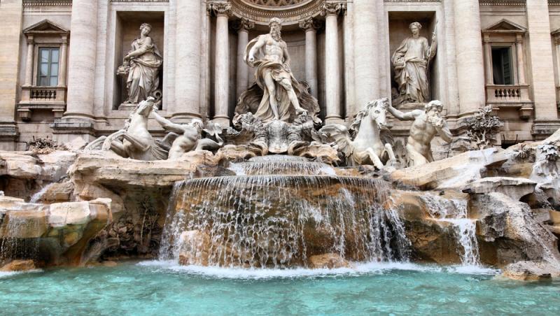 Banii aruncați în Fontana di Trevi se strâng de două ori pe săptămână. Ce sumă colosală rezultă și la ce este folosită