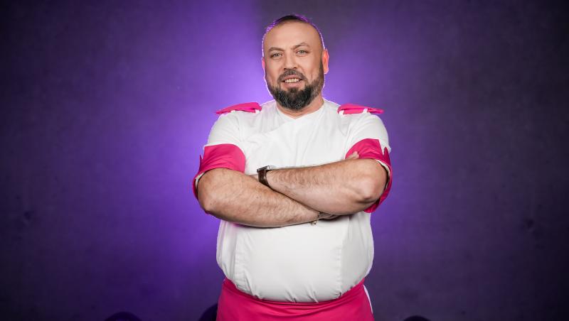 Chefi la cuțite, sezonul 13. Cine sunt concurenții din echipa lui chef Richard Abou Zaki. Ei au primit tunica roz