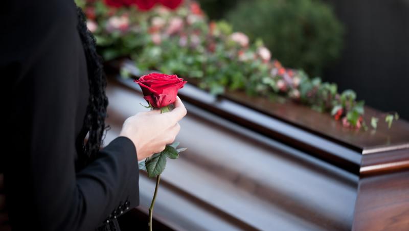 Ce a putut să facă un bărbat din Suceava după ce și-a visat prietenul mort