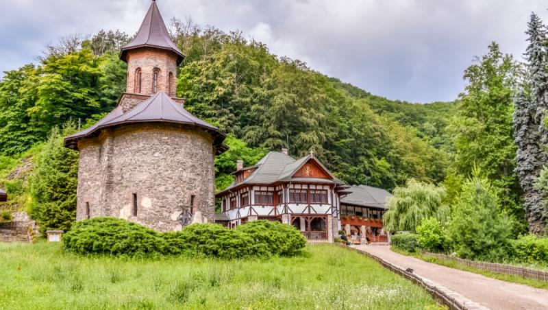 Rețeta ardeilor umpluți de post de la Mănăstirea Prislop. Cum să iasă savuroși