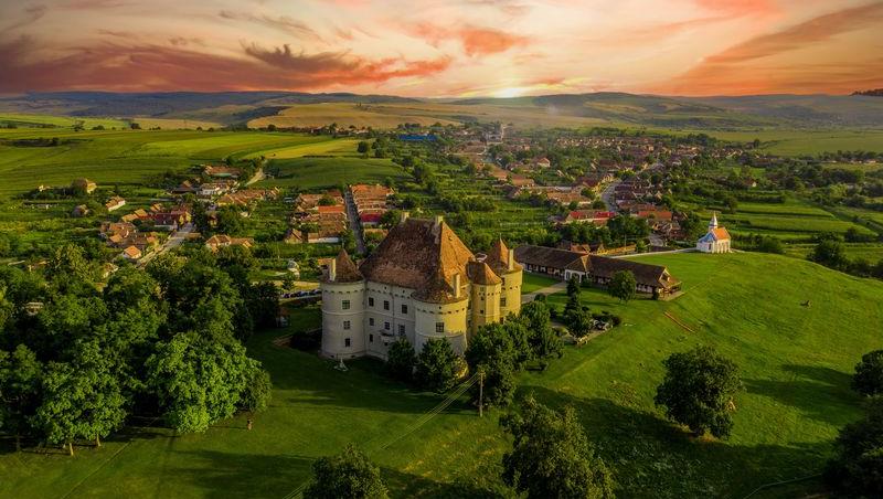 (P) Castelul Bethlen-Haller, desemnat de Top Hotel Awards  „Cea mai bună destinație de turism viticol din România”