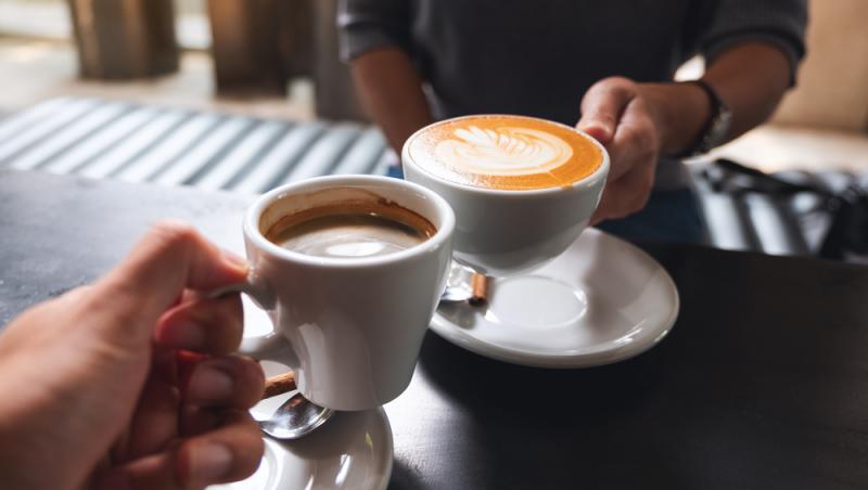 Îți apare acest semn pe limbă? Este o alertă că trebuie să renunți la cafea. Ce înseamnă, de fapt