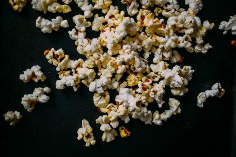 (P) Gustări delicioase pentru Euro 2024: popcorn și chipsuri în topul alegerilor!