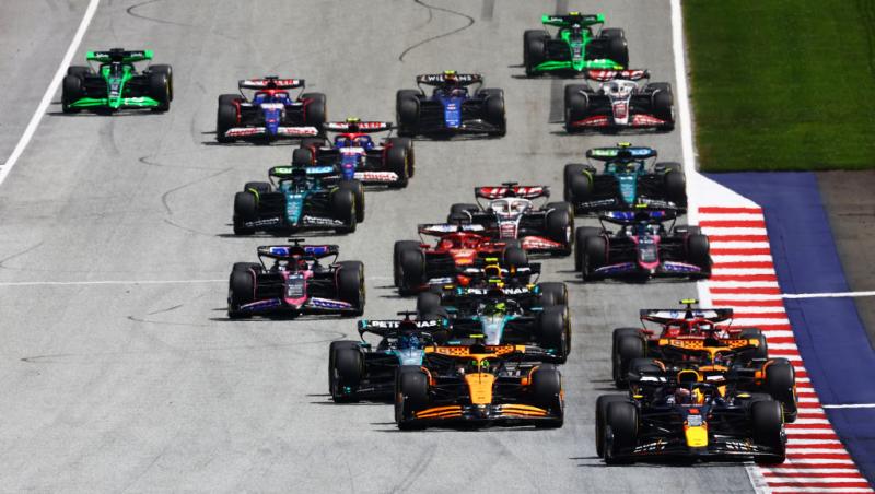Urmărește acum calificările din Formula 1™ pentru Marele Premiu al Austriei.Confruntările sunt LIVE în AntenaPLAY și pe Antena3CNN
