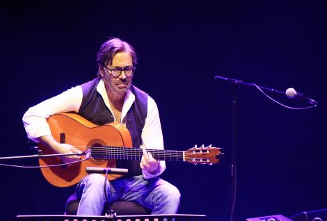 Al Di Meola a concertat în România pe 3 iunie și a adus un tribut medicilor români care i-au salvat viața!