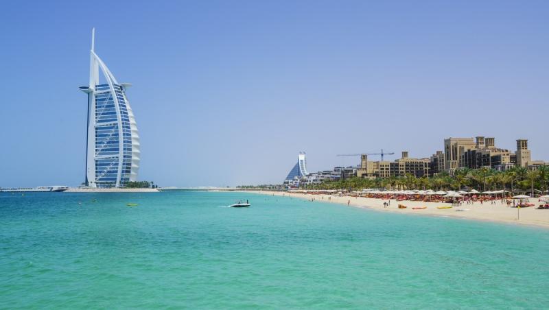 plaja din dubai si burj al arab