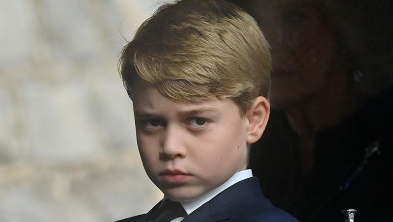 Prințul George a împlinit 11 ani. Cât de matur este moștenitorul tronului britanic în noul portret regal, devenit deja tradiție