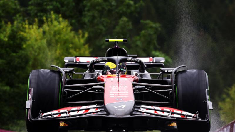 Vezi acum cursa din Formula 1™ pentru Marele Premiu al Belgiei. Bătălia pentru victorie este LIVE pe Antena 1 și în AntenaPLAY