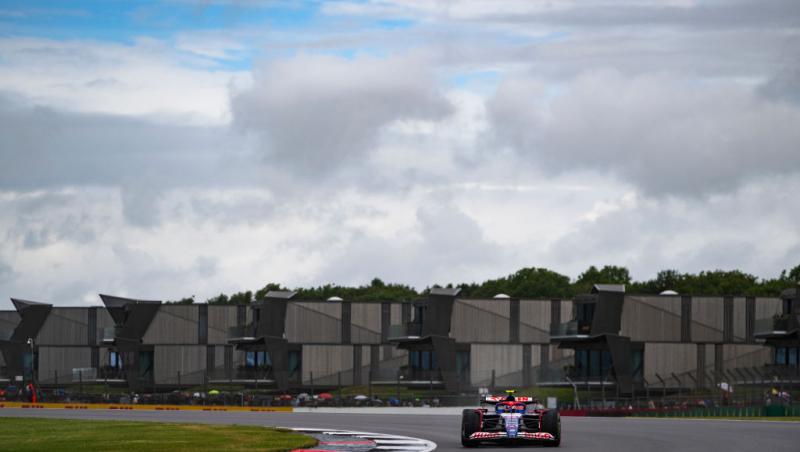 S-au încheiat calificările din Formula 1™ pentru Marele Premiu al Marii Britanii. George Russell în pole position la Silverstone