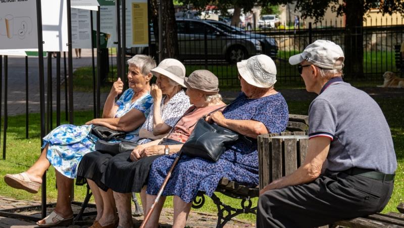 Se schimbă vârsta de pensionare la femei. Legea intră în vigoare de la 1 septembrie 2024