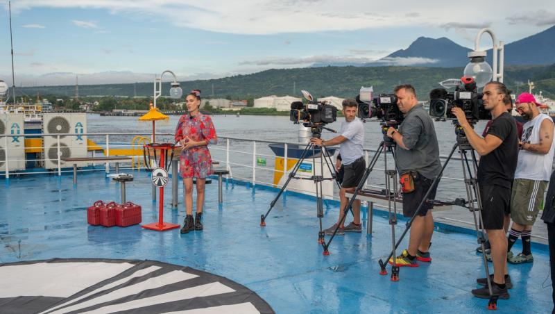 Fotoreportaj Asia Express - Drumul Zeilor, episodul 7. Reacțiile localnicilor, în exclusivitate, atunci când văd echipa de filmare